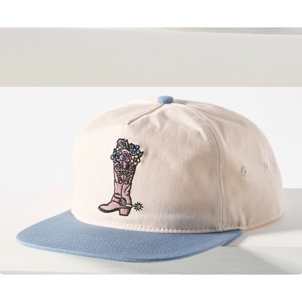 Anthropologie Coney Island Picnic Western Cowgirl Boot
Hat NWT New cream blue